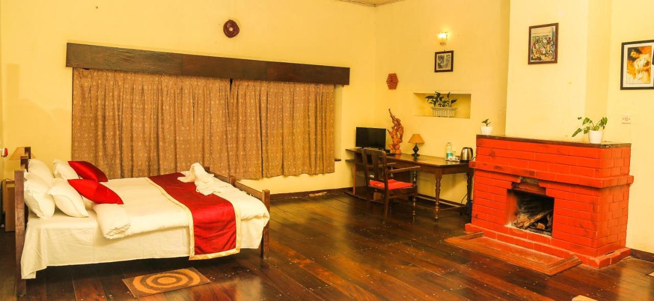 Tea Tours Ripon Heritage Bungalow Meppadi Ngoại thất bức ảnh