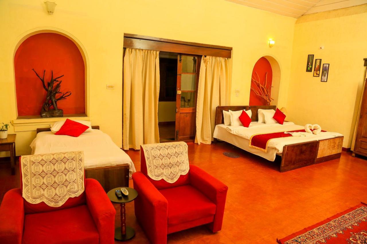Tea Tours Ripon Heritage Bungalow Meppadi Ngoại thất bức ảnh