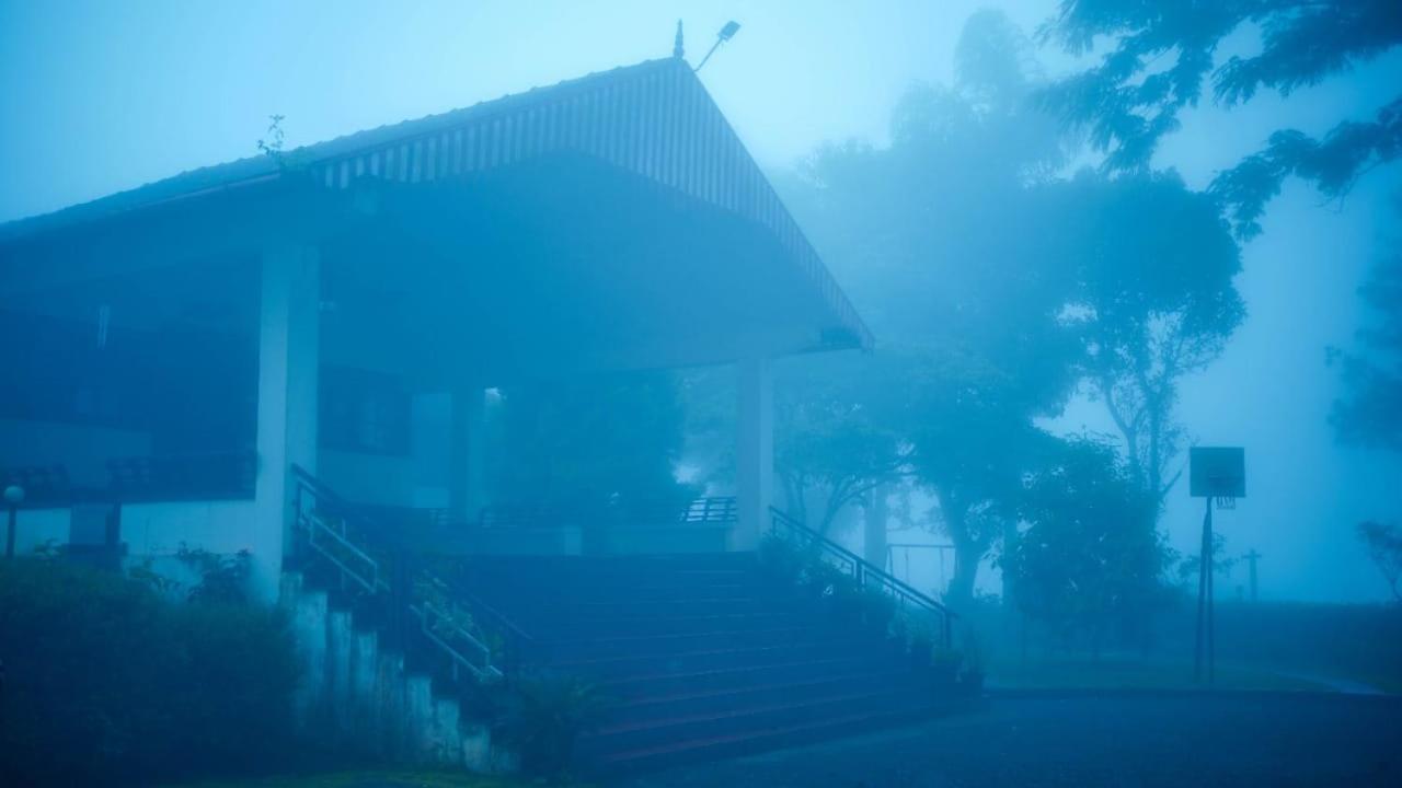 Tea Tours Ripon Heritage Bungalow Meppadi Ngoại thất bức ảnh