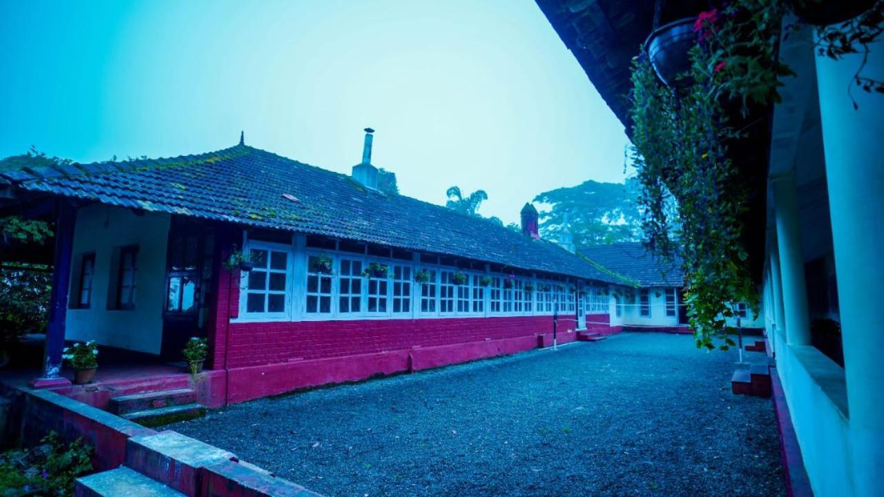 Tea Tours Ripon Heritage Bungalow Meppadi Ngoại thất bức ảnh