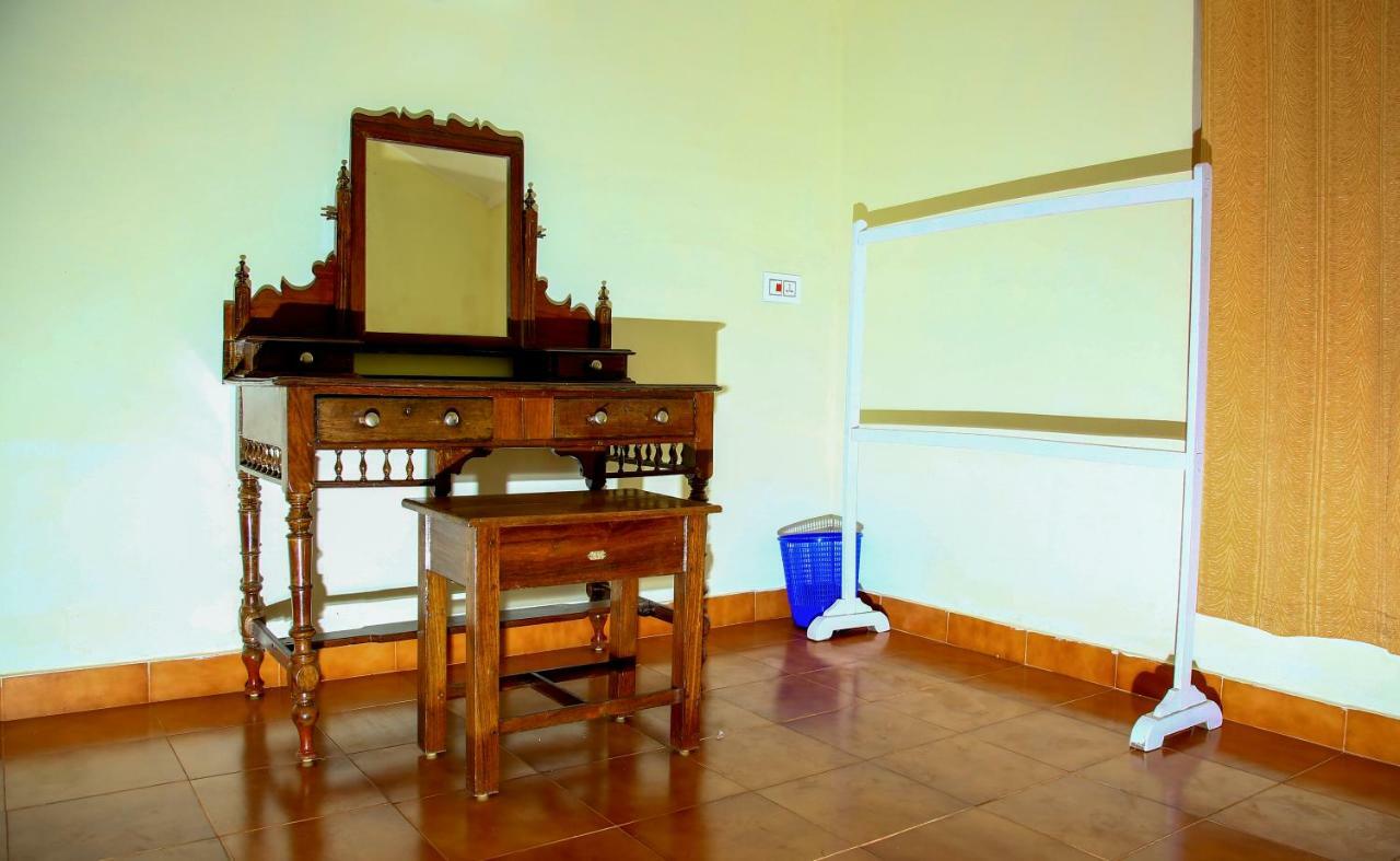 Tea Tours Ripon Heritage Bungalow Meppadi Ngoại thất bức ảnh